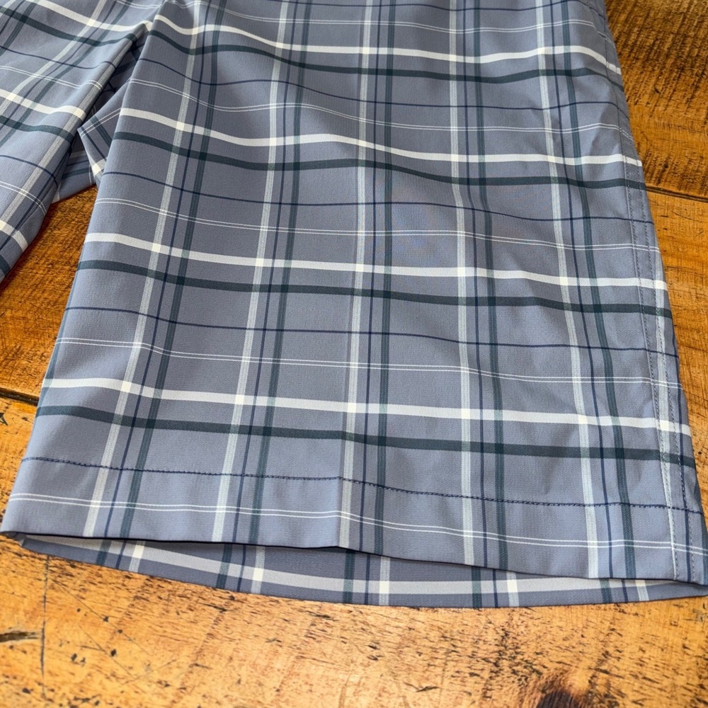 Nike Golf Dri-Fit Mens Blue Gray Plaid Stretch Casual Athleisure Shorts Size 34 - Picture 2 of 8